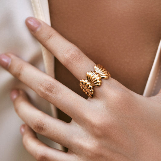 Shell Muse Ring